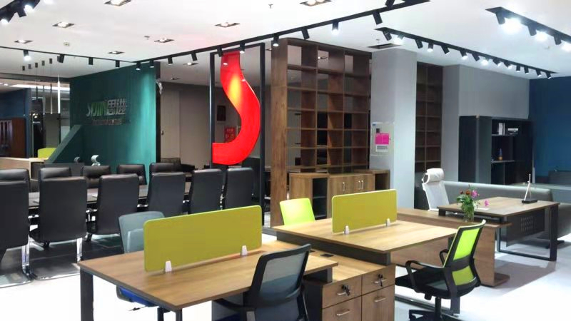 思進(jìn)家具湖南省長沙市專賣店